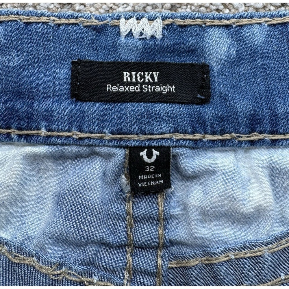 TRUE RELIGION Ricky Relaxed Denim Jean Shorts Mens 32 /11" Blue Acid Bleach Wash - Picture 4 of 10
